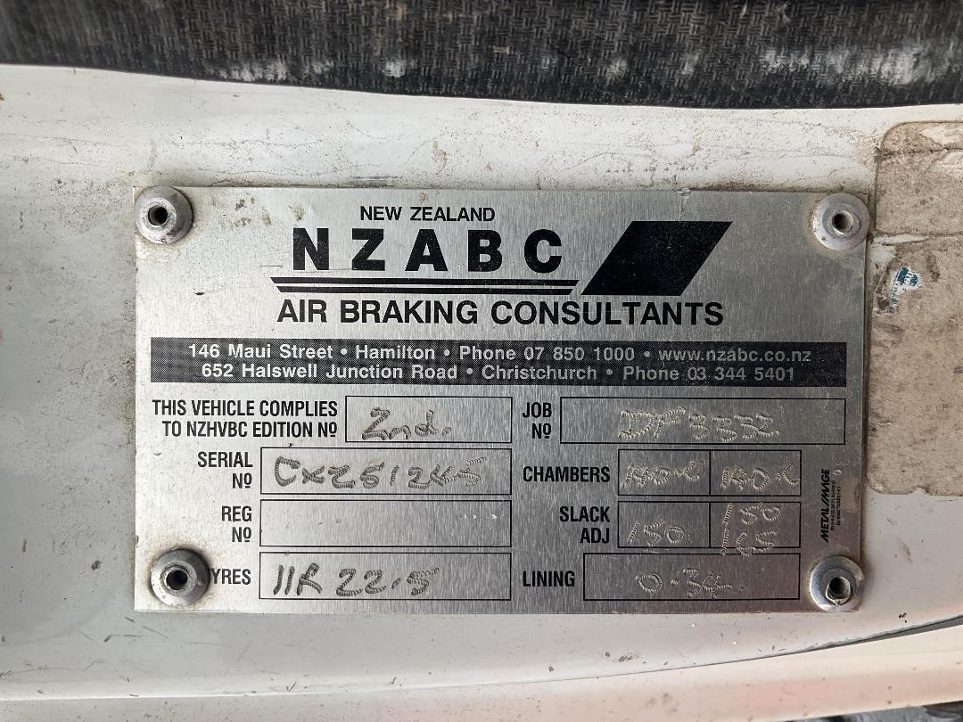 Photo '48' of Isuzu CXZ 400 GIGAMAX Tipper Photo '48' of Isuzu CXZ 400 GIGAMAX Tipper