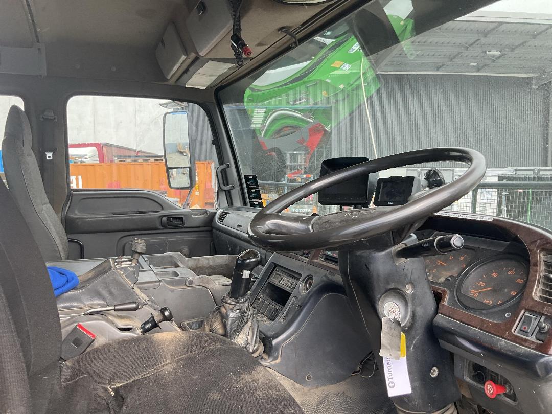 Photo '13' of Isuzu CXZ 400 GIGAMAX Tipper Photo '13' of Isuzu CXZ 400 GIGAMAX Tipper