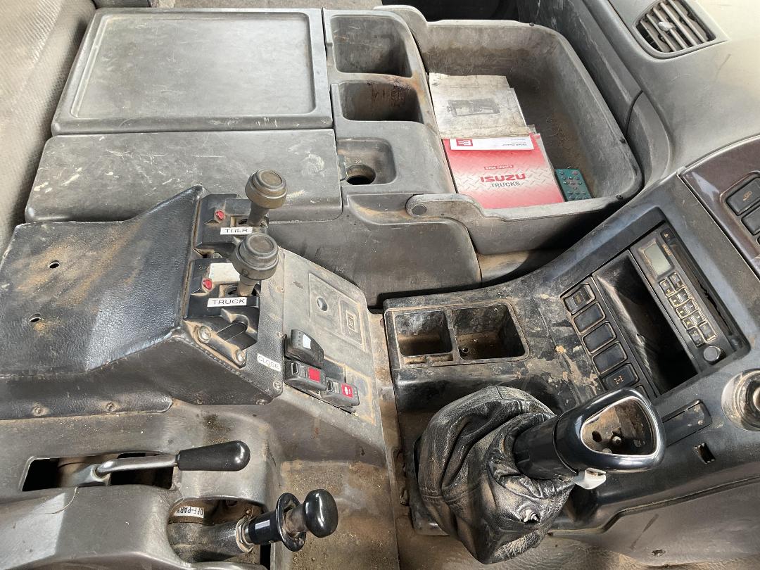 Photo '14' of Isuzu CXZ 400 GIGAMAX Tipper Photo '14' of Isuzu CXZ 400 GIGAMAX Tipper