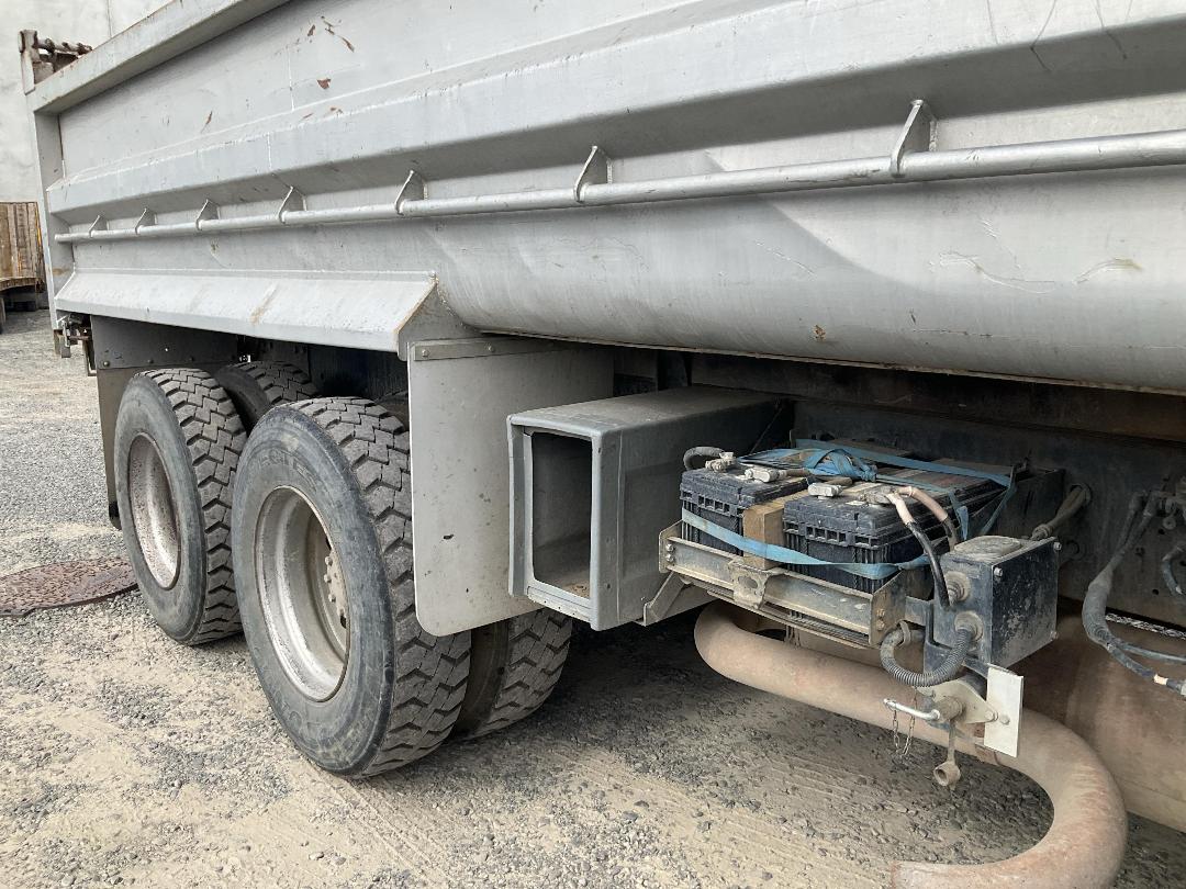 Photo '33' of Isuzu CXZ 400 GIGAMAX Tipper Photo '33' of Isuzu CXZ 400 GIGAMAX Tipper