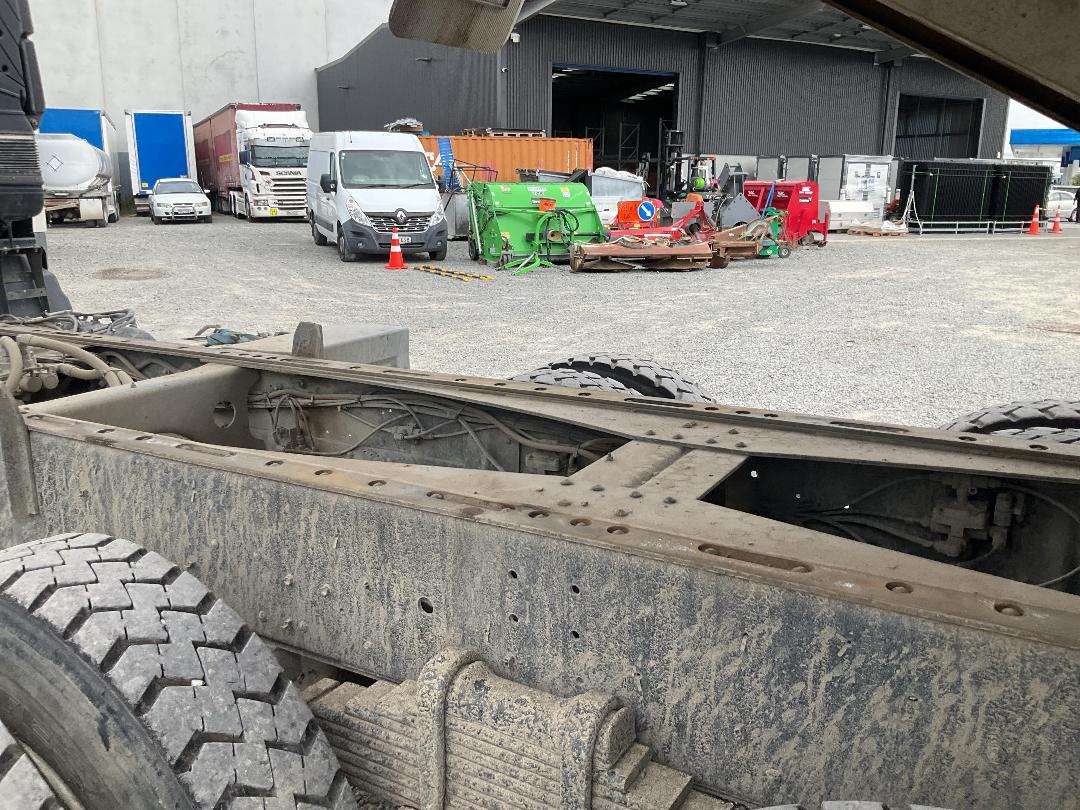 Photo '12' of Isuzu CXZ 400 GIGAMAX Tipper Photo '12' of Isuzu CXZ 400 GIGAMAX Tipper