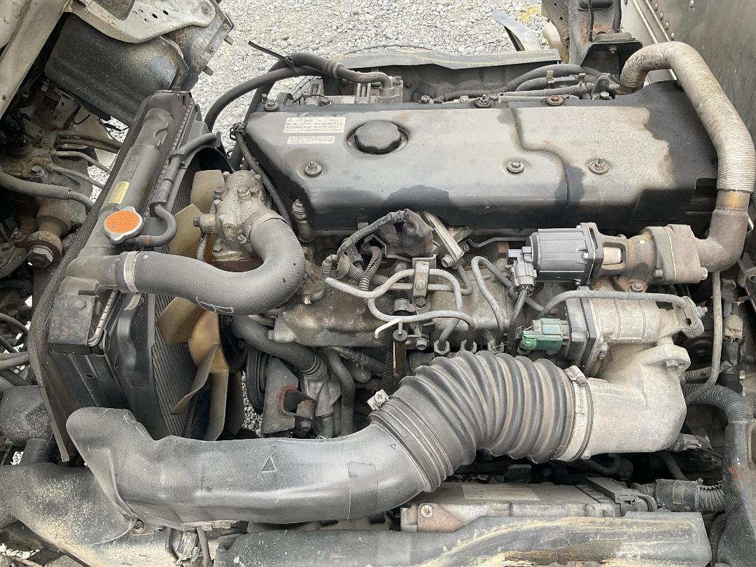 Photo '23' of Isuzu ELF Box Body