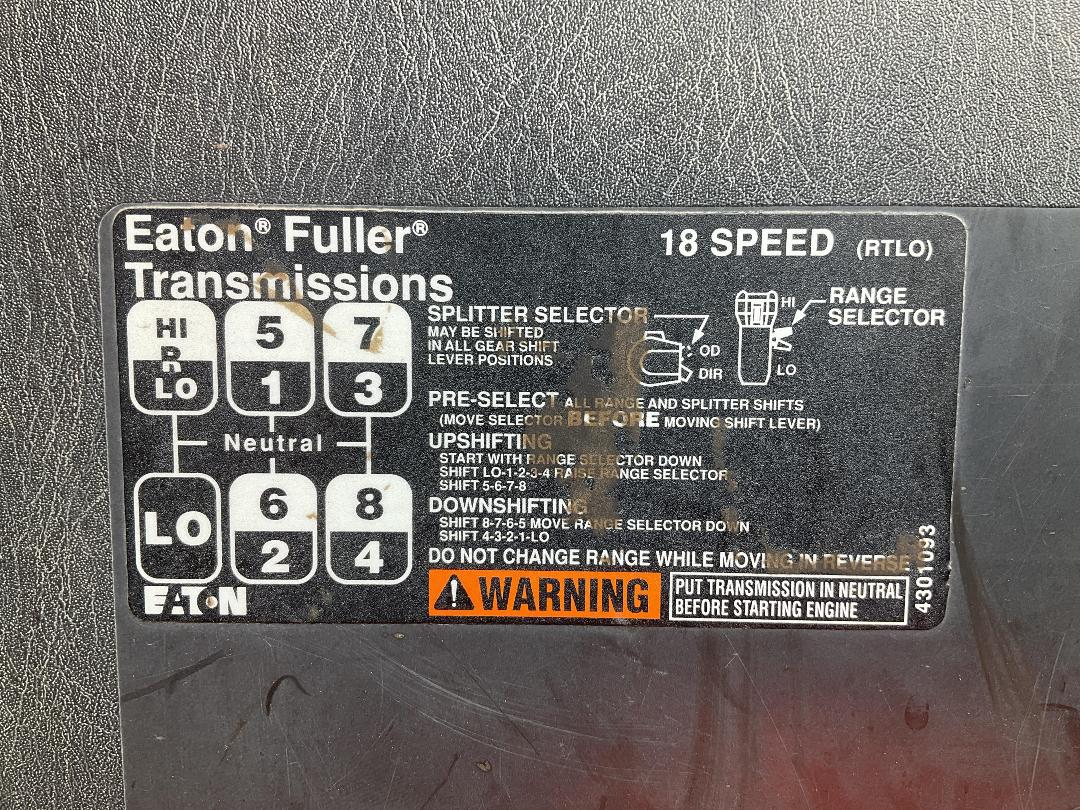 Photo '32' of Isuzu EXY Tractor Unit