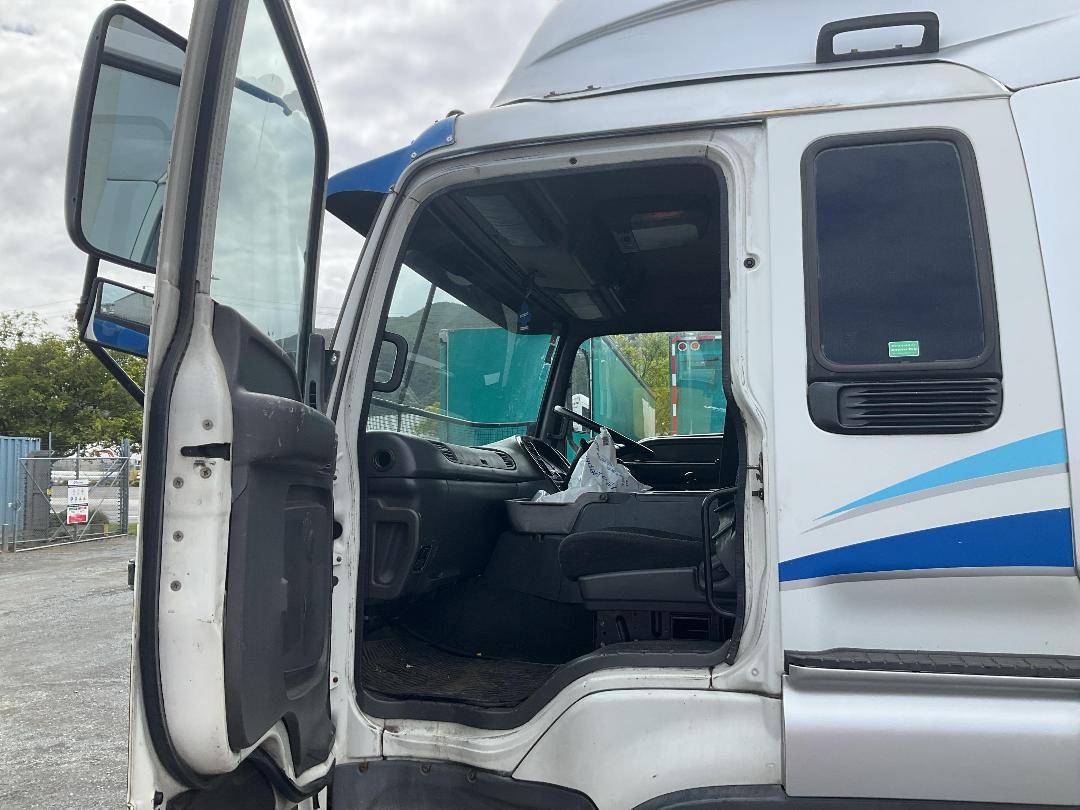 Photo '23' of Isuzu EXY Tractor Unit