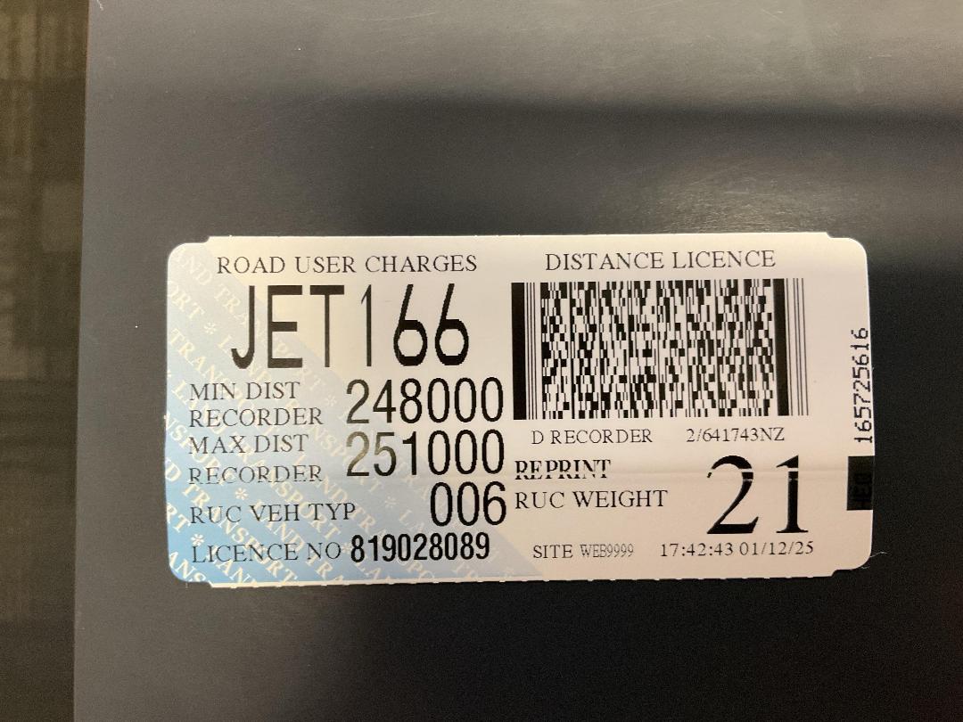 Photo '27' of Isuzu EXY Tractor Unit Photo '27' of Isuzu EXY Tractor Unit