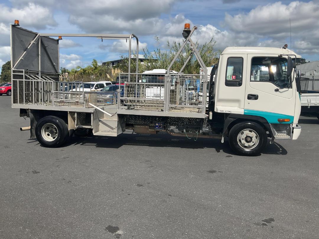 Photo '3' of Isuzu F SERIES FRR500F 4X2 TRUCK Traffic Management Photo '3' of Isuzu F SERIES FRR500F 4X2 TRUCK Traffic Management