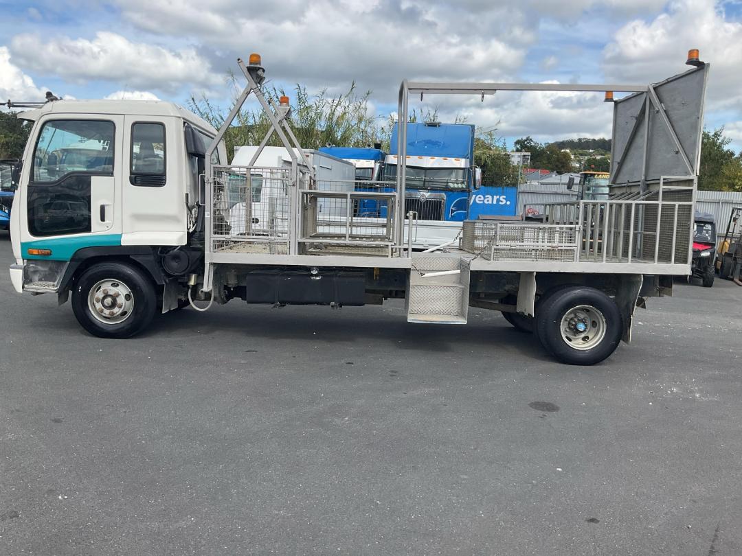 Photo '7' of Isuzu F SERIES FRR500F 4X2 TRUCK Traffic Management Photo '7' of Isuzu F SERIES FRR500F 4X2 TRUCK Traffic Management