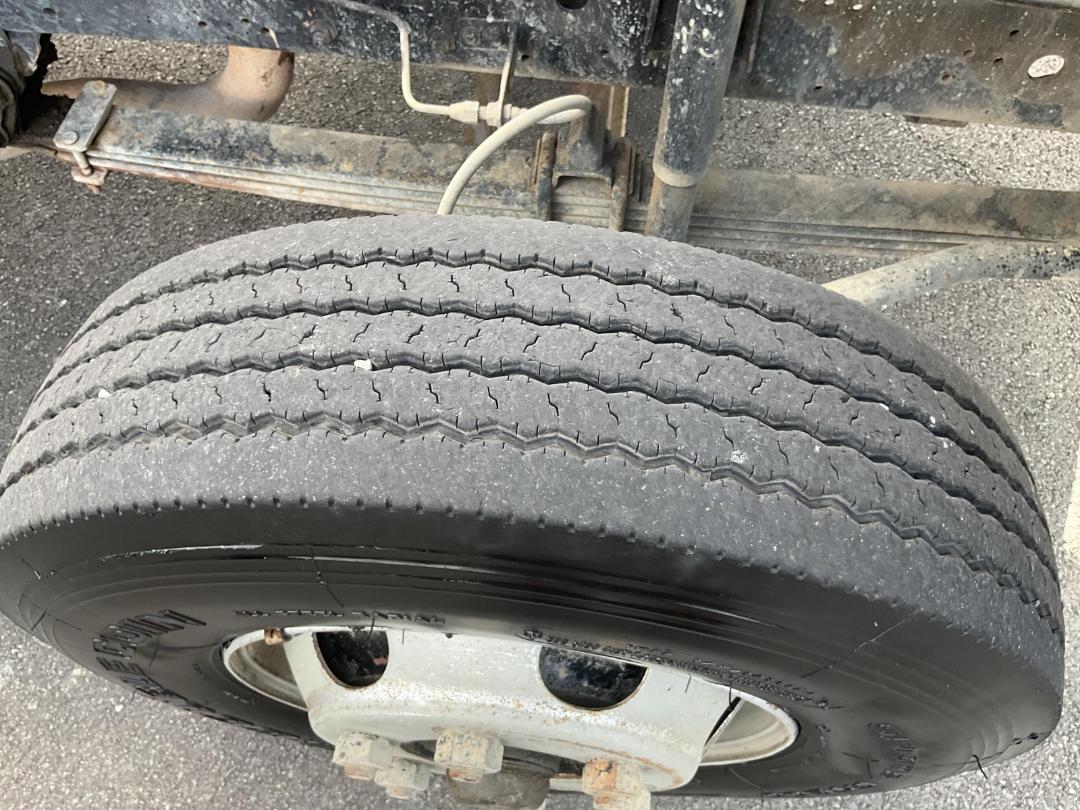 Photo '35' of Isuzu F SERIES FRR500F 4X2 TRUCK Traffic Management Photo '35' of Isuzu F SERIES FRR500F 4X2 TRUCK Traffic Management