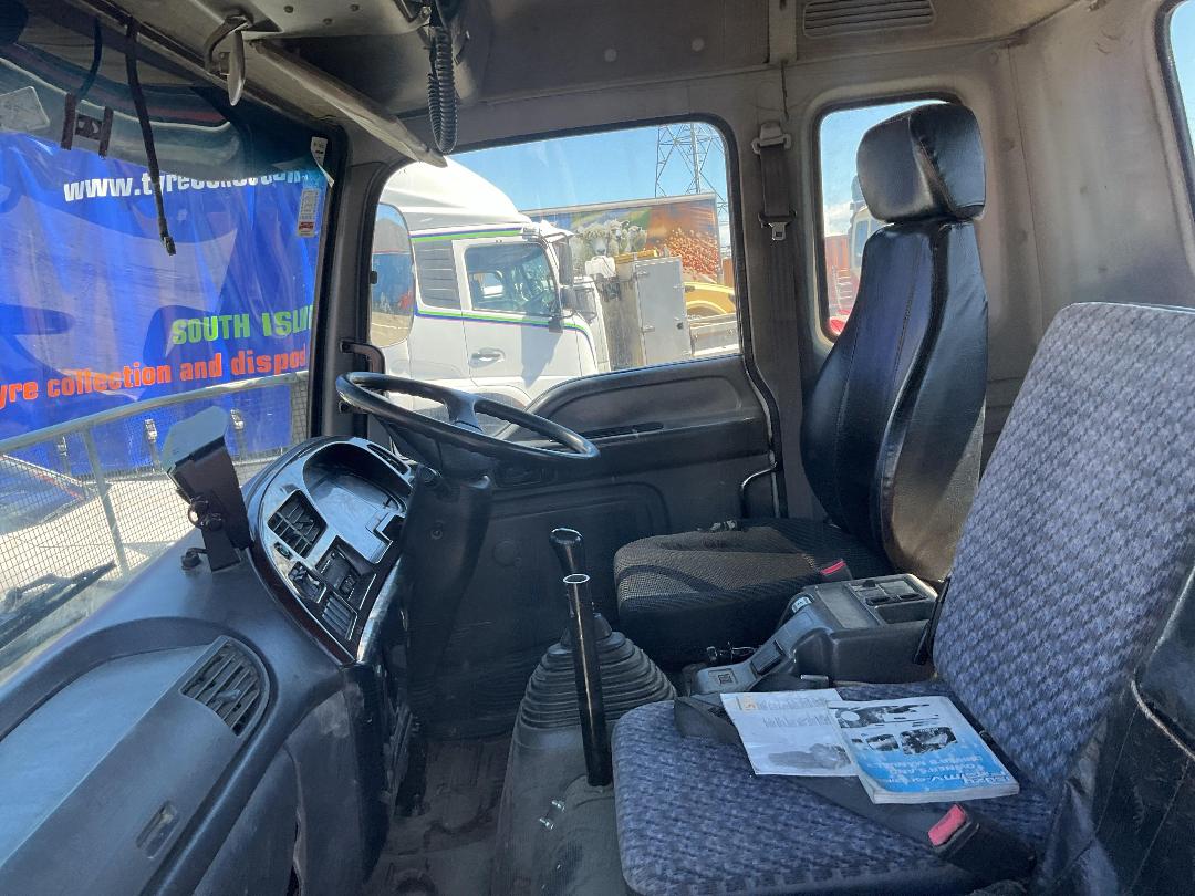 Photo '11' of Isuzu FTR 750 Cab Chassis