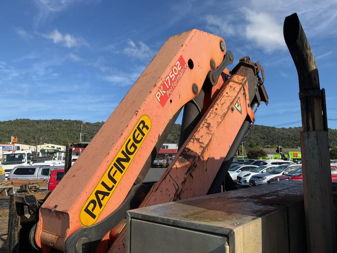 Photo '19' of Isuzu FVZ 1400P Flat Deck Crane