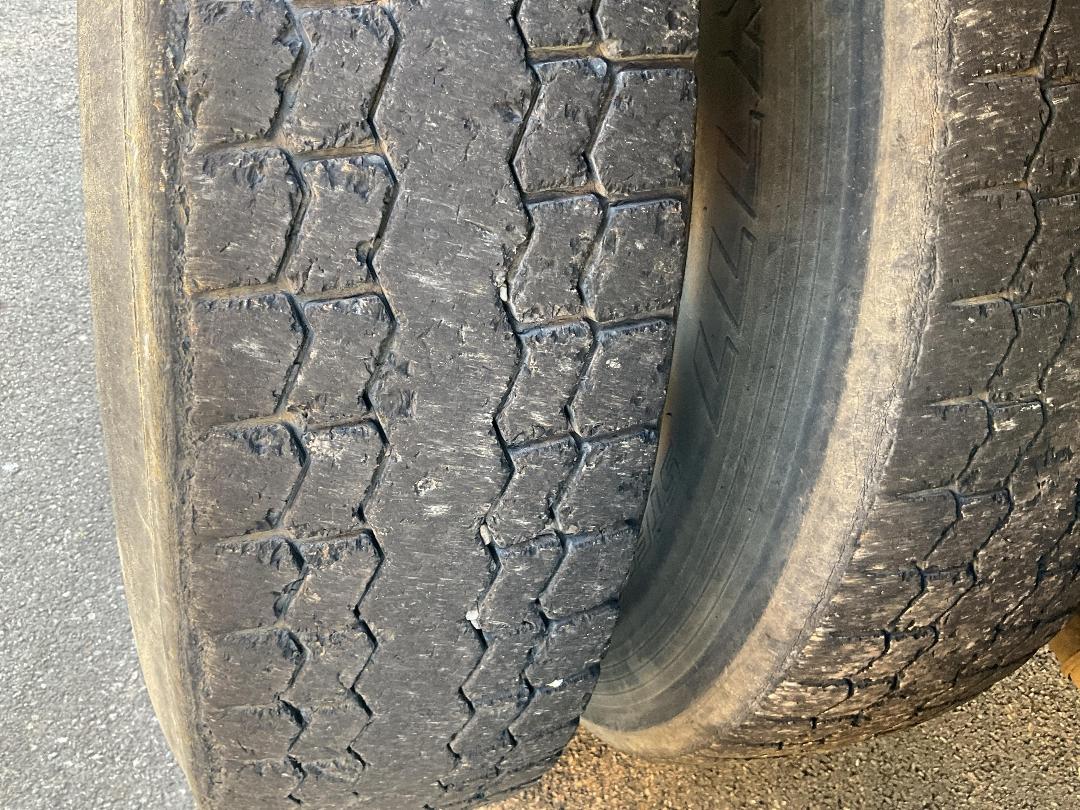 Photo '31' of Isuzu FVZ 1400P Flat Deck Crane