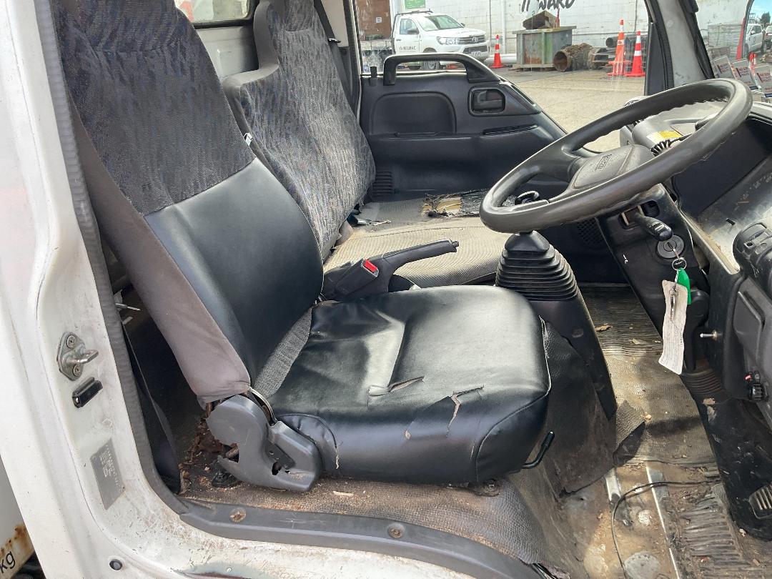 Photo '15' of Isuzu N Series NKR250S 4X2 TRUCK Agricultural Photo '15' of Isuzu N Series NKR250S 4X2 TRUCK Agricultural