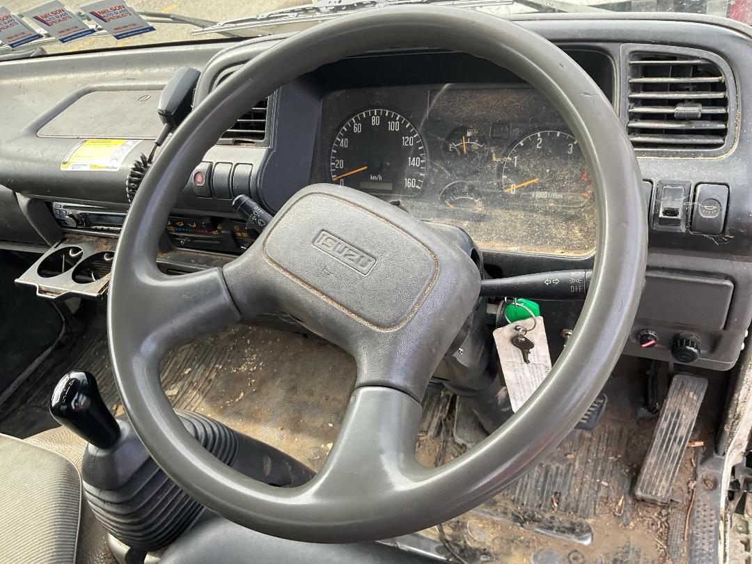 Photo '16' of Isuzu N Series NKR250S 4X2 TRUCK Agricultural Photo '16' of Isuzu N Series NKR250S 4X2 TRUCK Agricultural