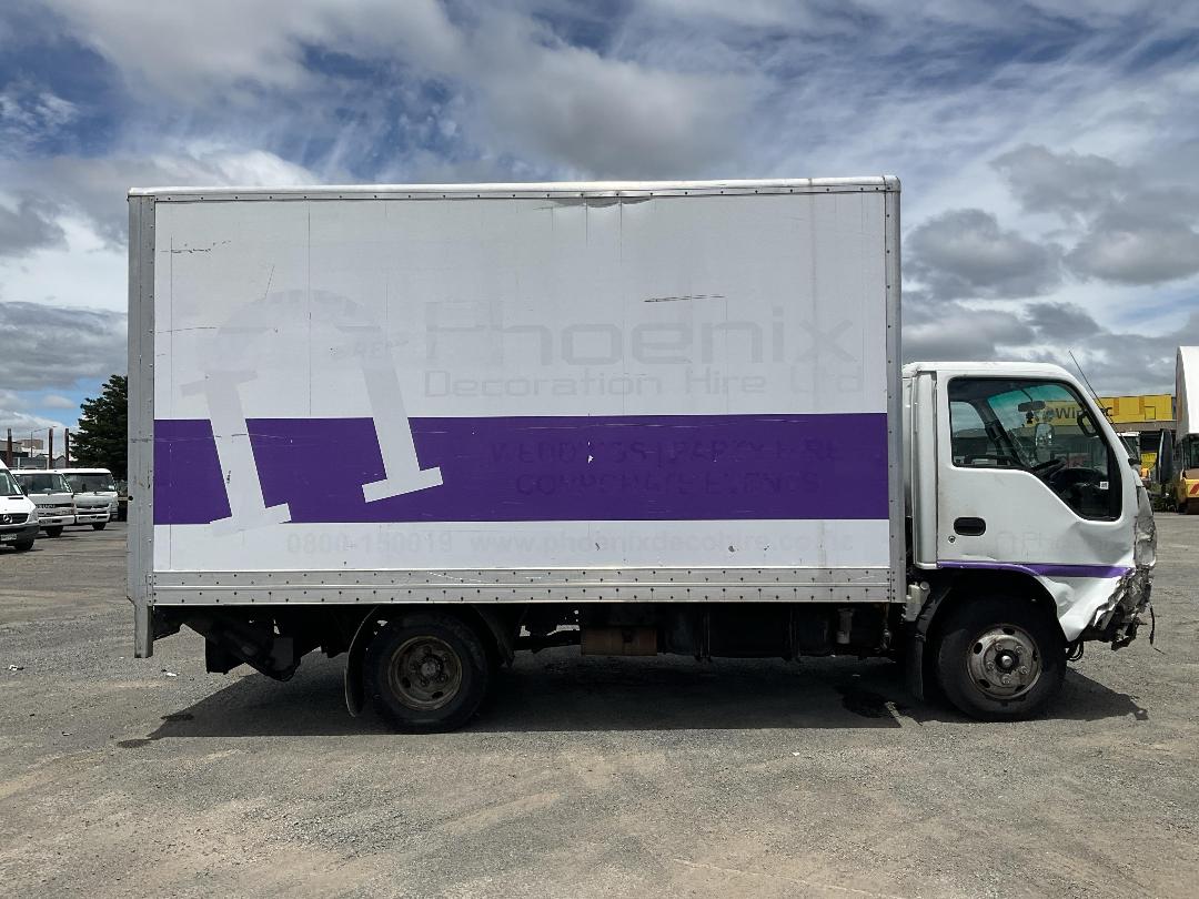 Photo '3' of Isuzu NPR 350 Box Body