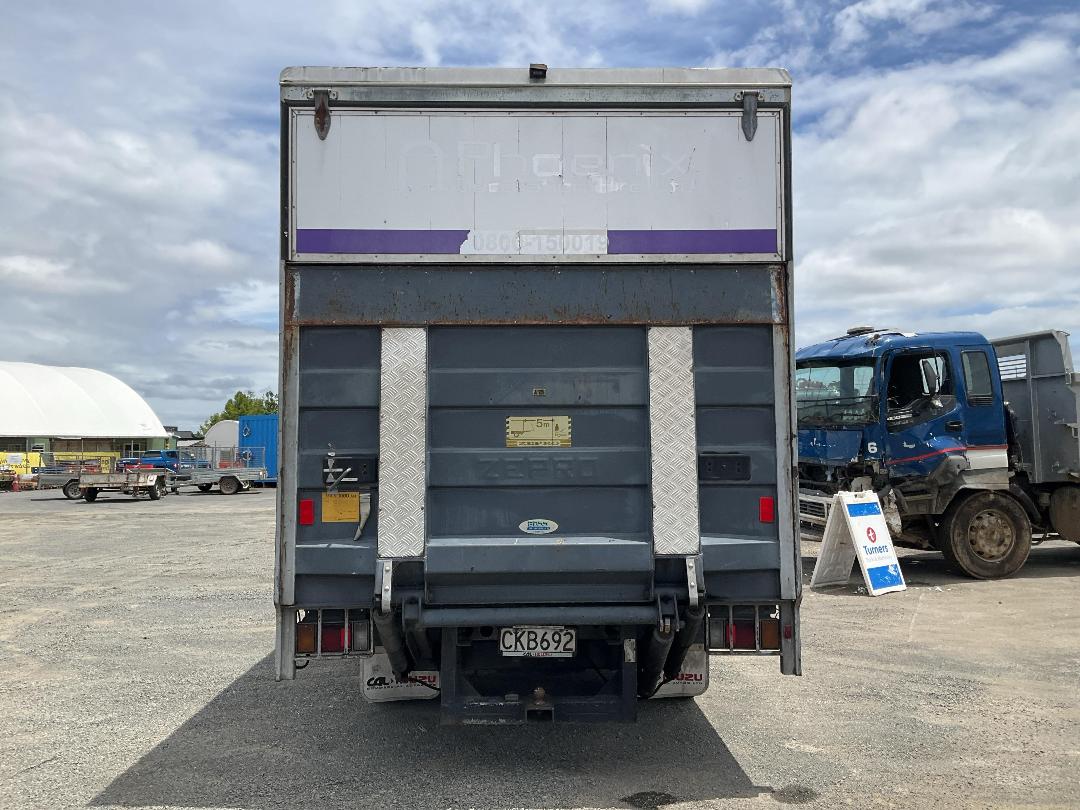 Photo '5' of Isuzu NPR 350 Box Body