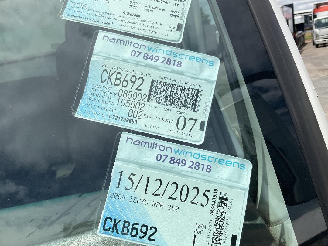 Photo '22' of Isuzu NPR 350 Box Body