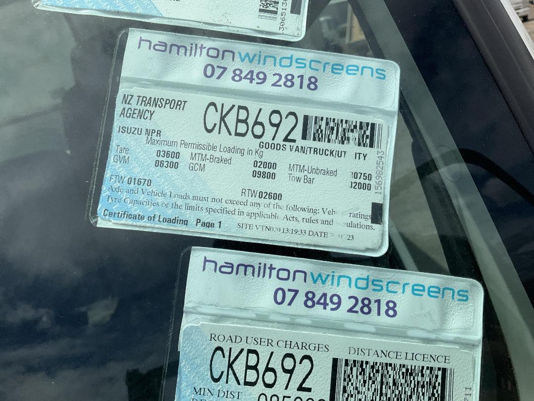 Photo '23' of Isuzu NPR 350 Box Body