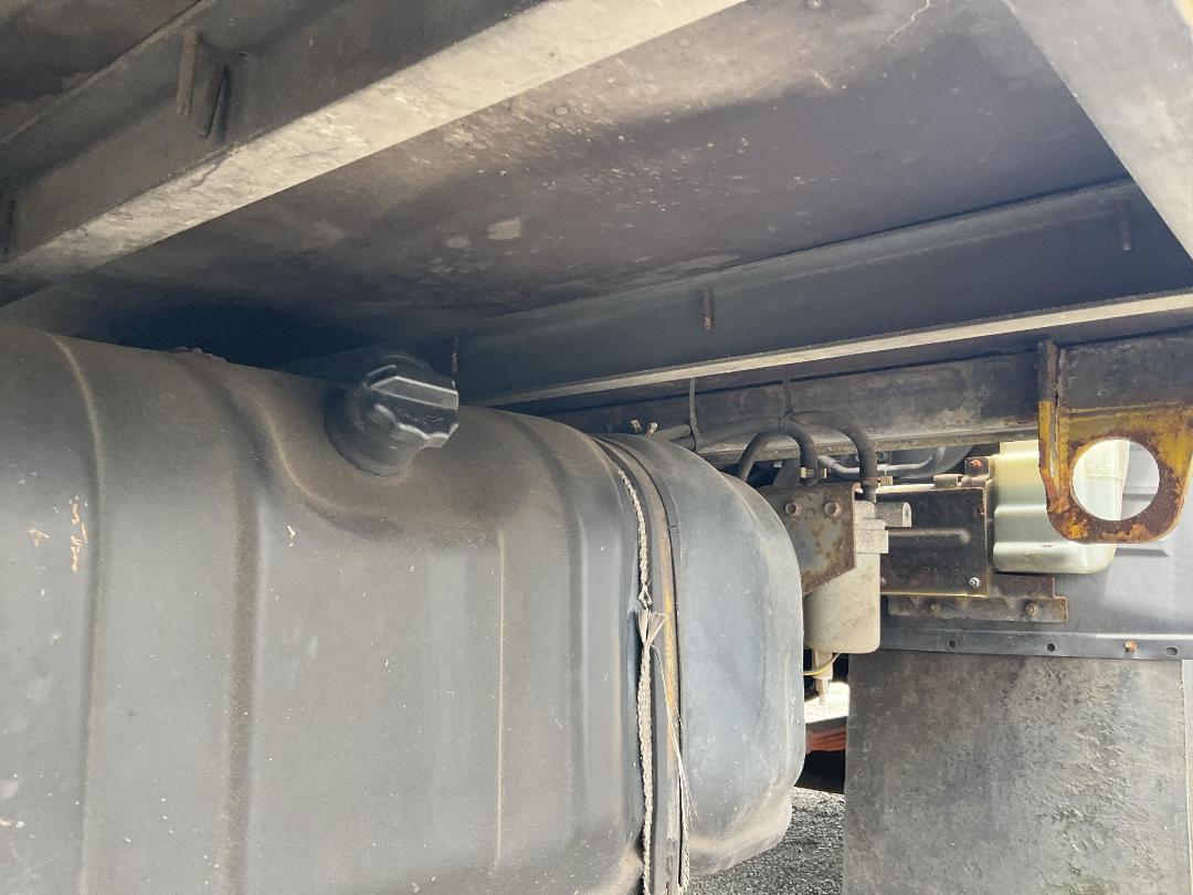 Photo '31' of Isuzu NPR 350 Box Body