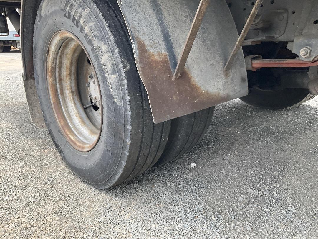 Photo '29' of Isuzu NPR 350 Box Body