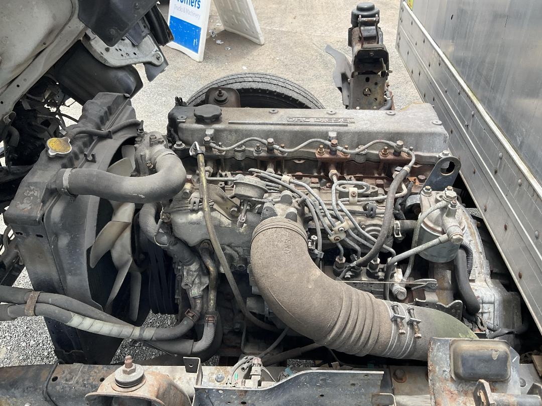 Photo '35' of Isuzu NPR 350 Box Body