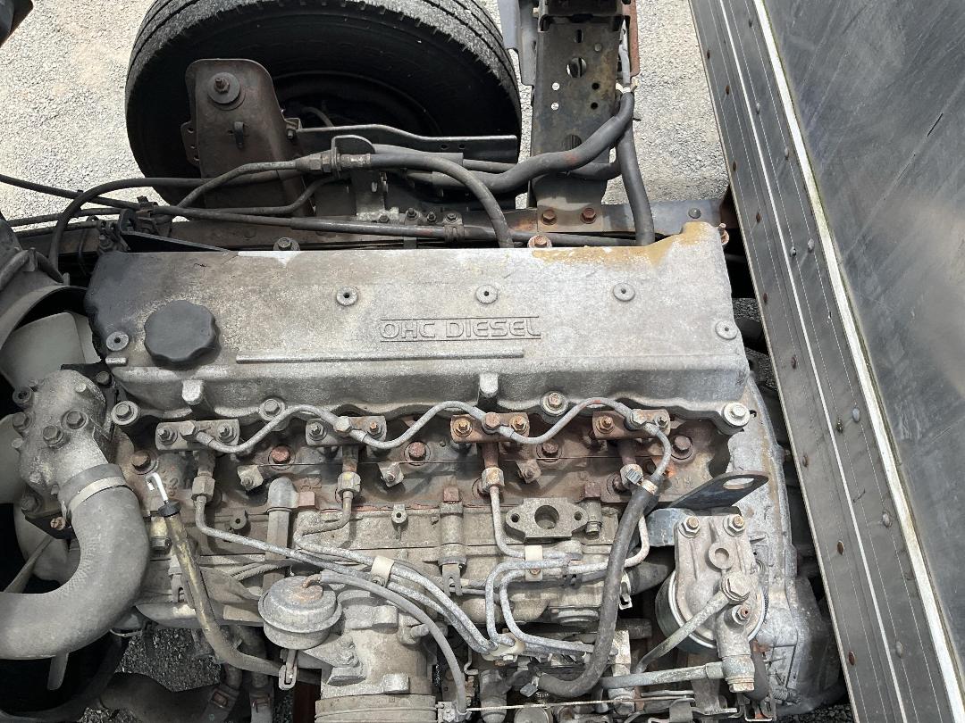 Photo '36' of Isuzu NPR 350 Box Body