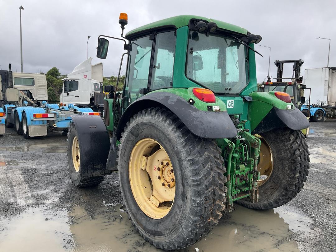 Photo '6' of John Deere 6420 Tractor