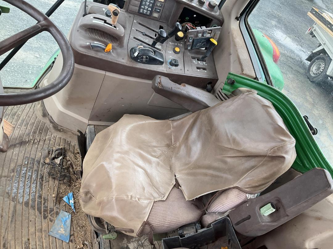 Photo '14' of John Deere 6420 Tractor