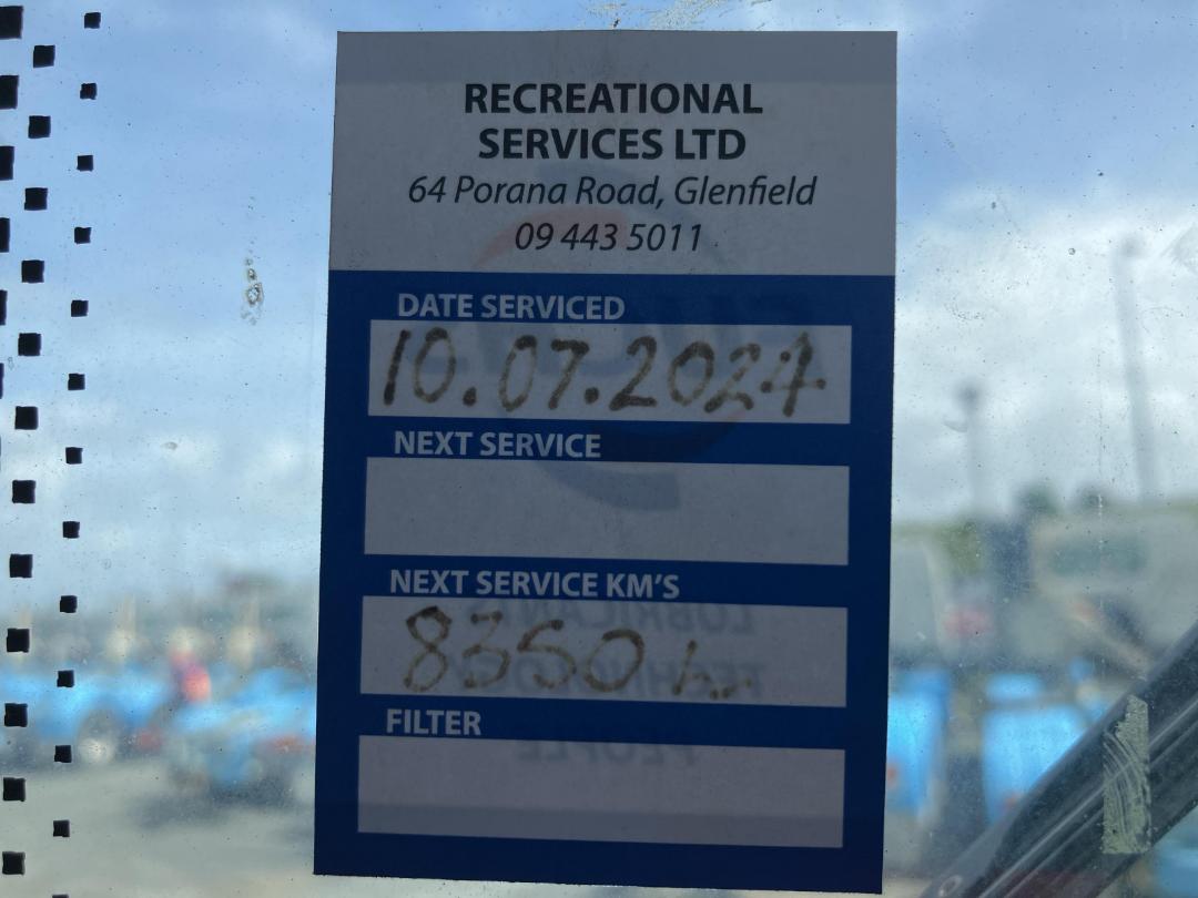 Photo '29' of John Deere 6420 Tractor