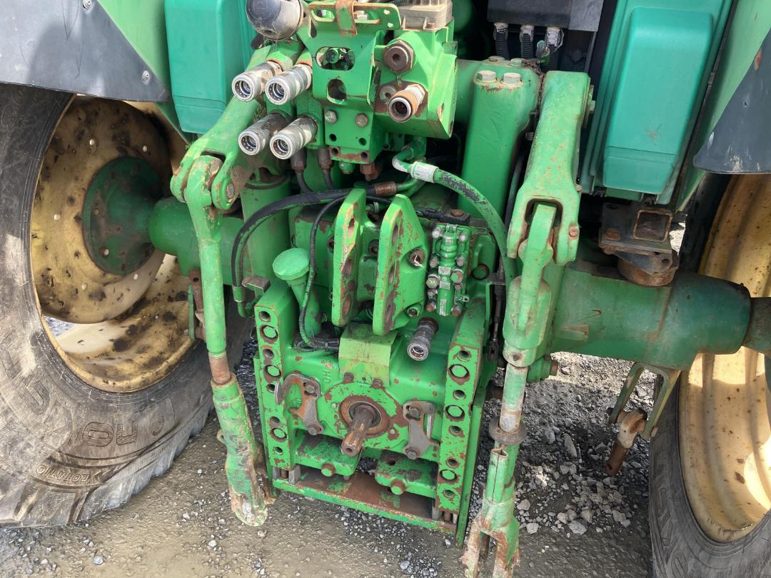 Photo '39' of John Deere 6420 Tractor