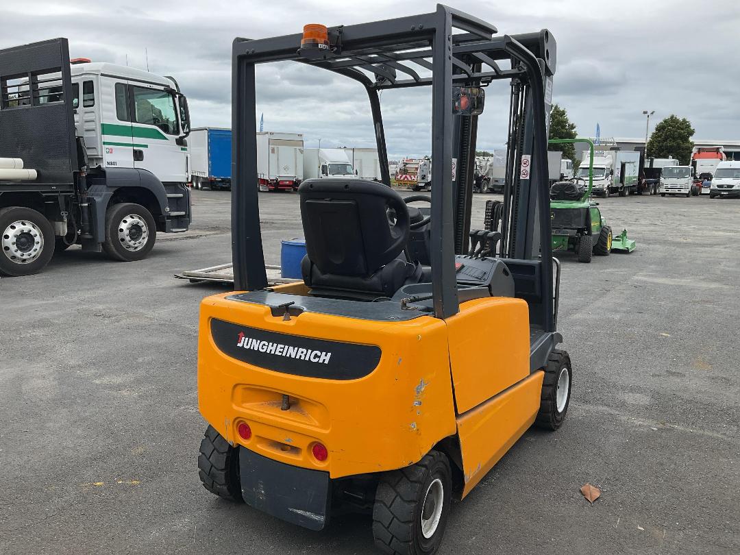 Photo '4' of Jungheinrich Forklift Forklift