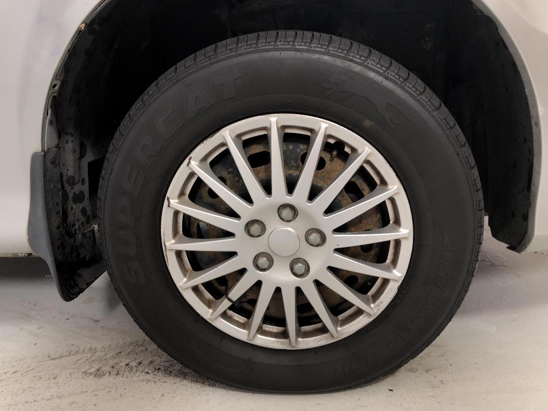 Photo '2' of KIA Carnival Photo '2' of KIA Carnival