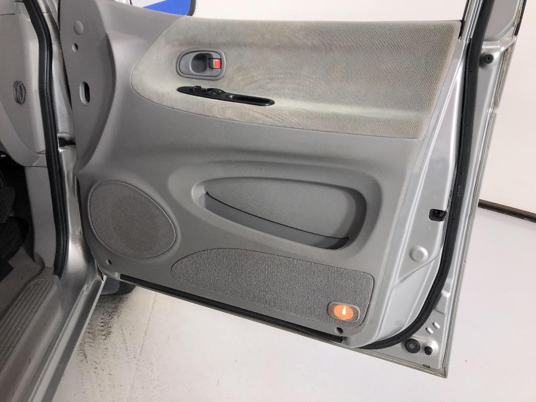 Photo '13' of KIA Carnival Photo '13' of KIA Carnival