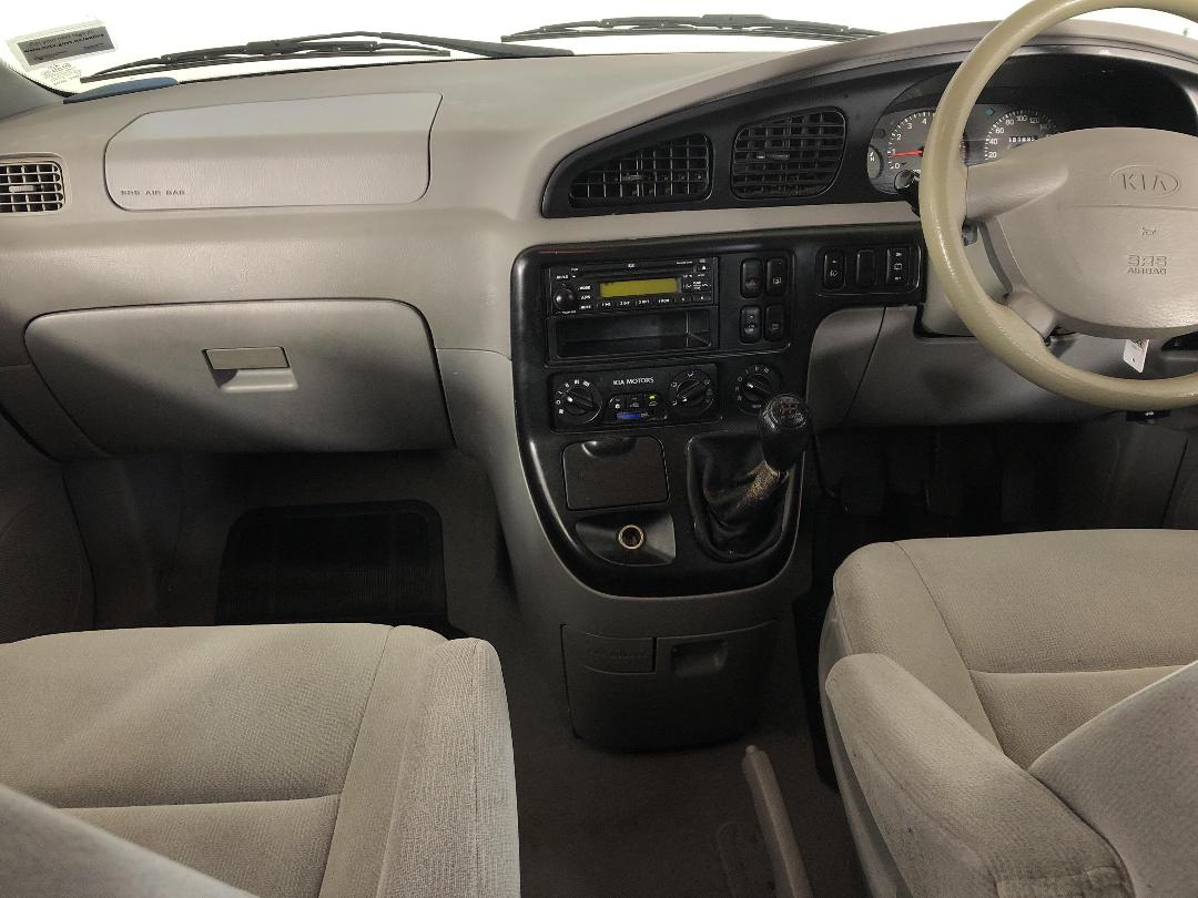 Photo '19' of KIA Carnival Photo '19' of KIA Carnival