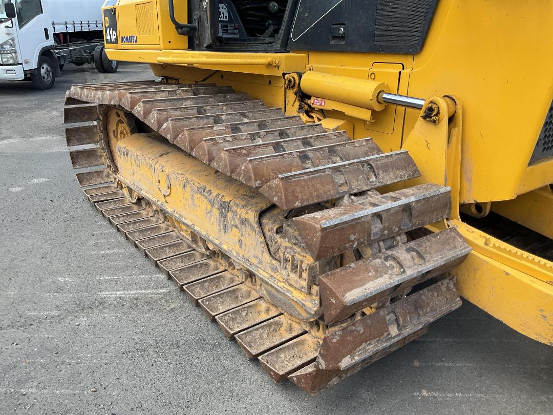 Photo '12' of Komatsu D41-6 Excavator