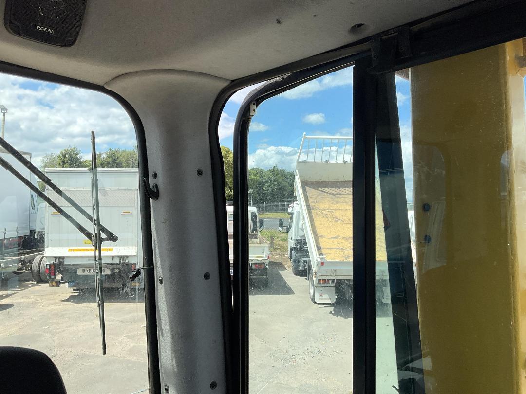 Photo '19' of Komatsu D41-6 Excavator