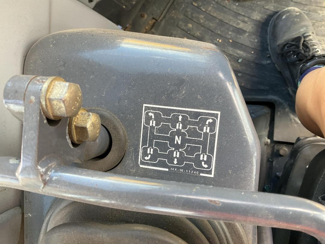 Photo '21' of Komatsu D41-6 Excavator