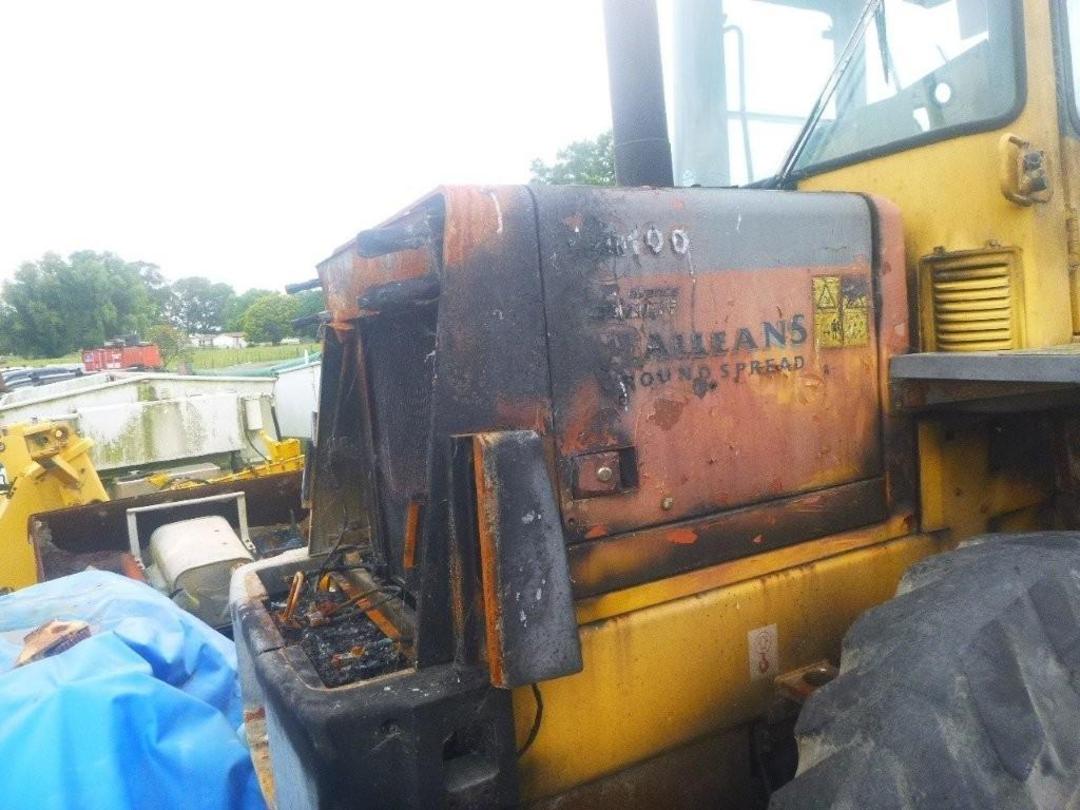 Photo '3' of Komatsu WA100 Wheel Loader
