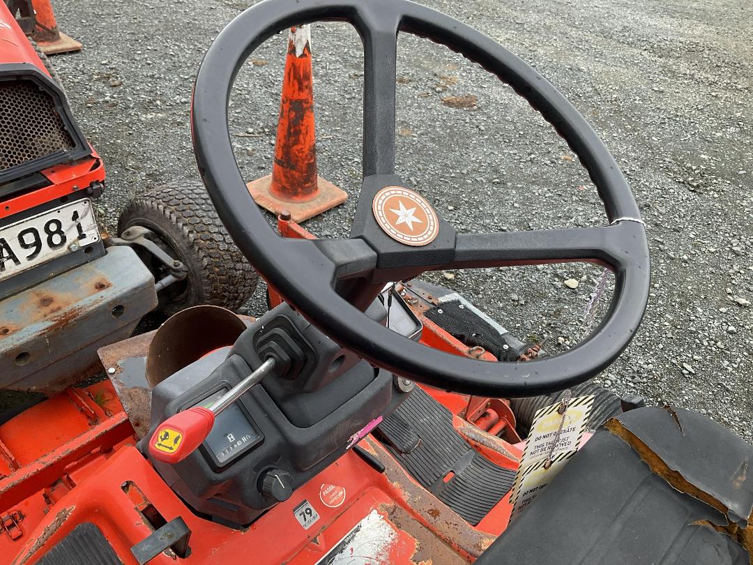 Photo '13' of Kubota F3560 Mower