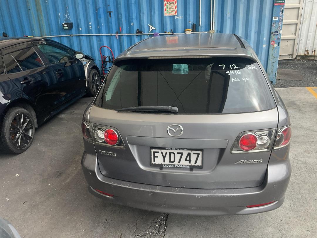 Photo '11' of Mazda Atenza