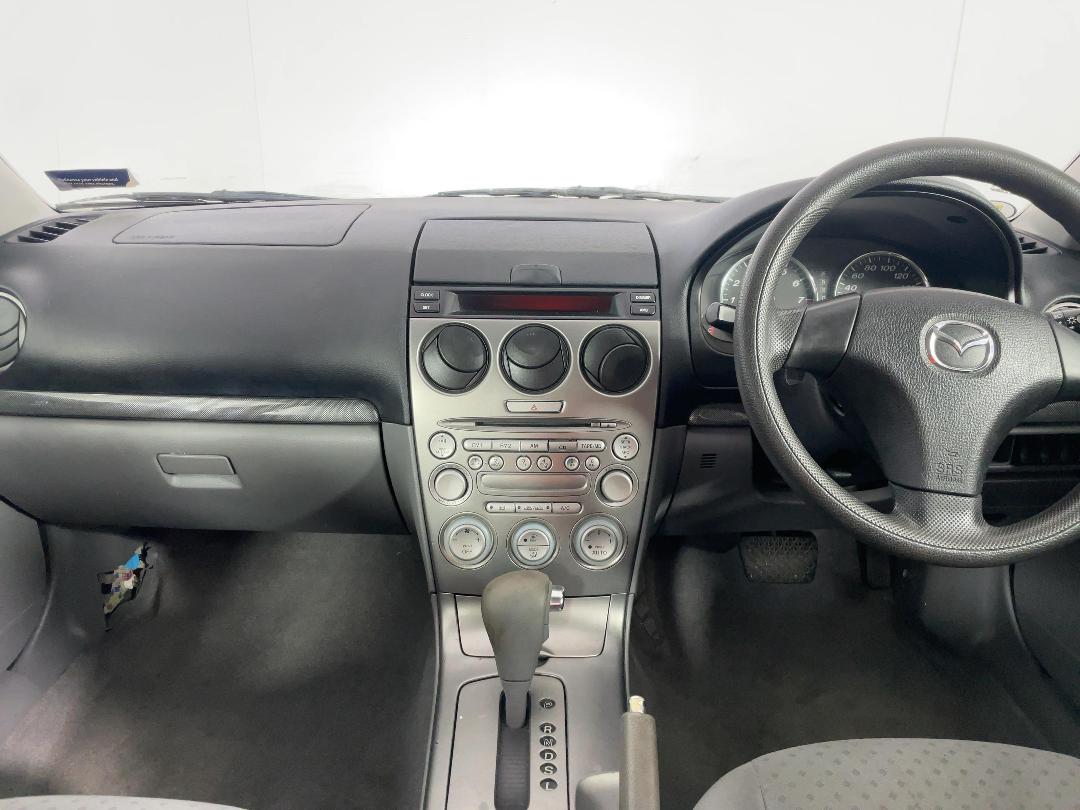 Photo '17' of Mazda Atenza