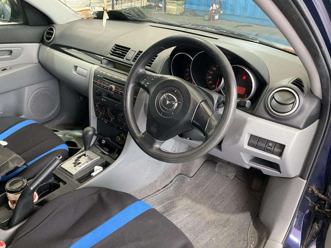 Photo '28' of Mazda Axela Photo '28' of Mazda Axela