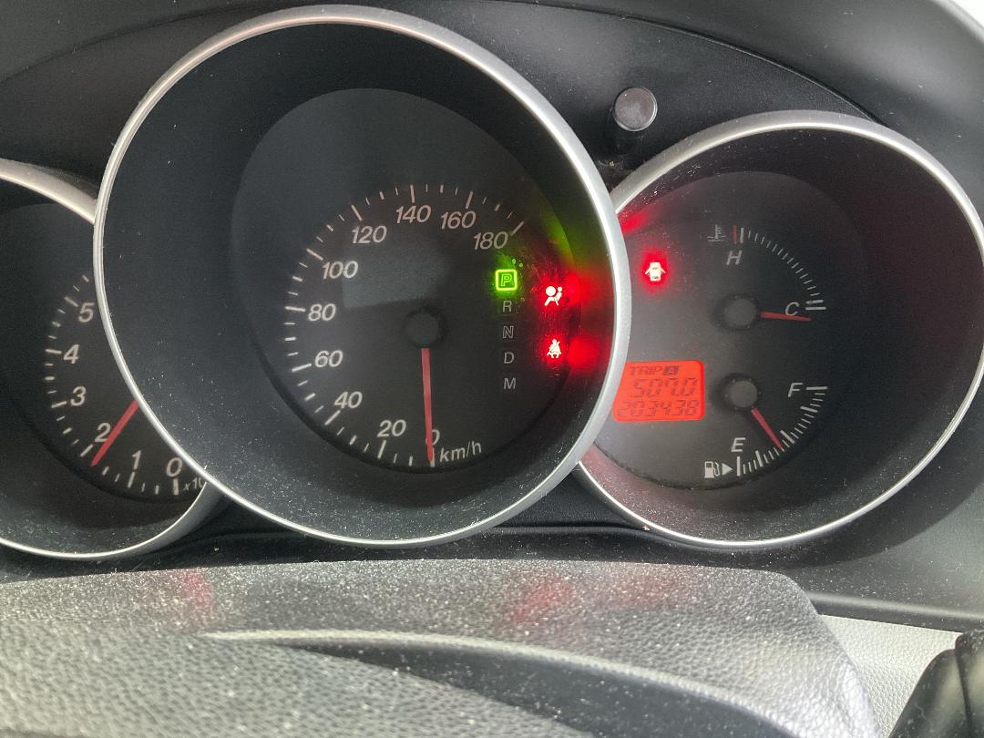 Photo '33' of Mazda Axela Photo '33' of Mazda Axela