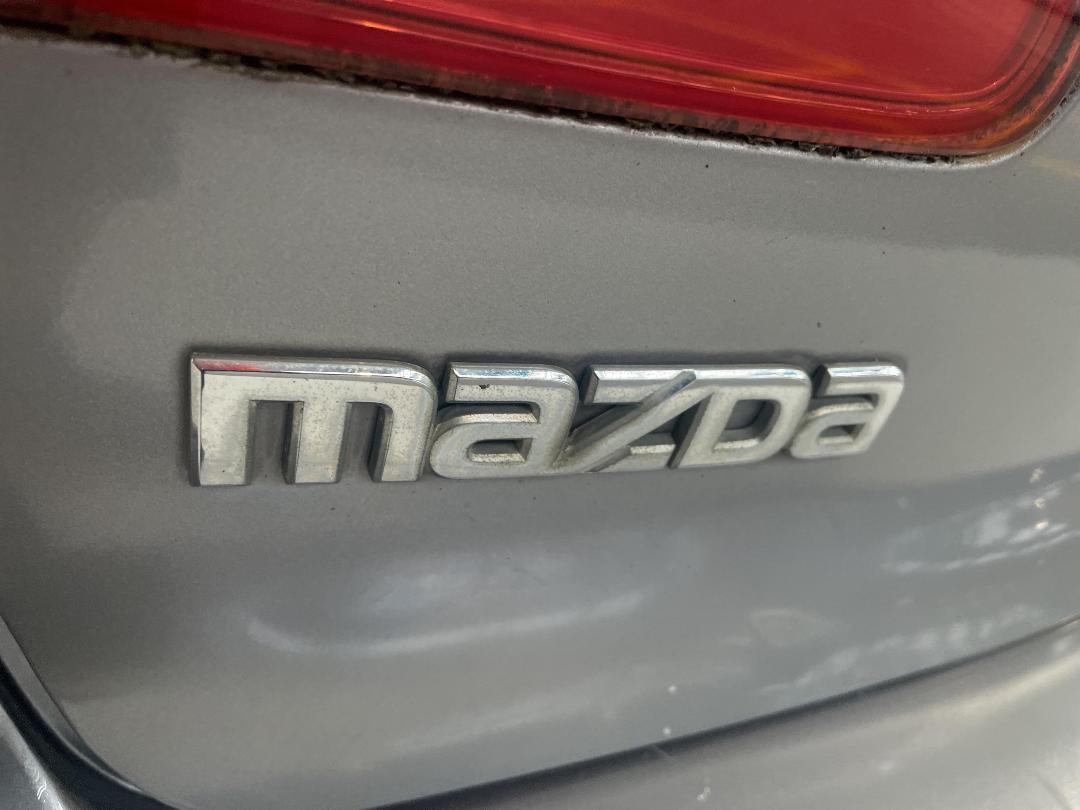 Photo '34' of Mazda Axela Photo '34' of Mazda Axela