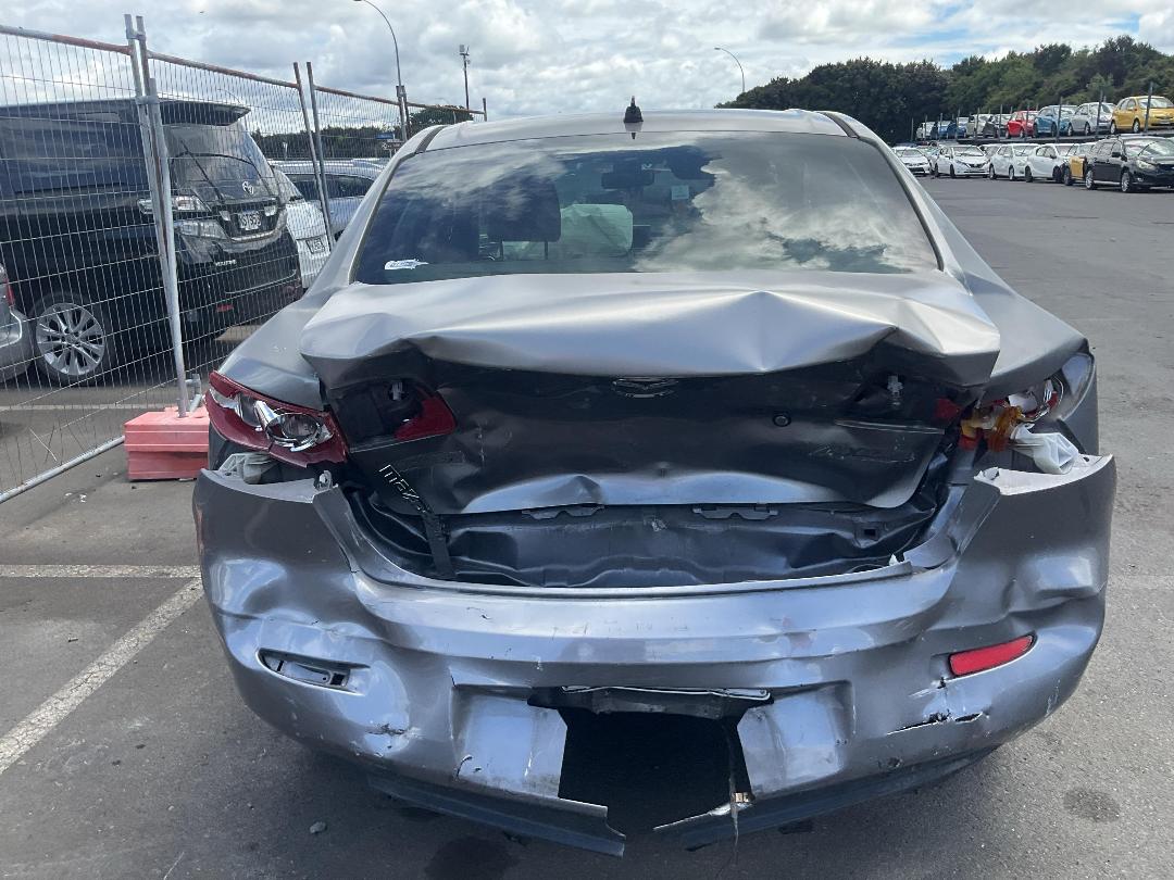 Photo '4' of Mazda Axela 1500 Photo '4' of Mazda Axela 1500