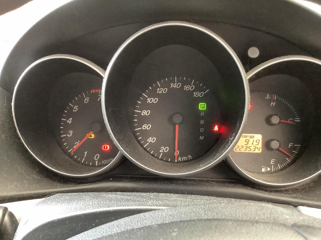 Photo '14' of Mazda Axela