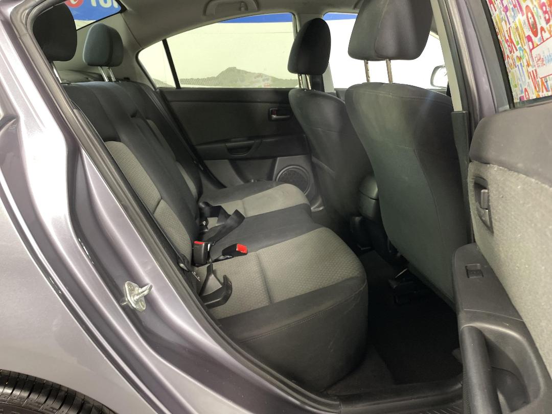 Photo '20' of Mazda Axela Photo '20' of Mazda Axela