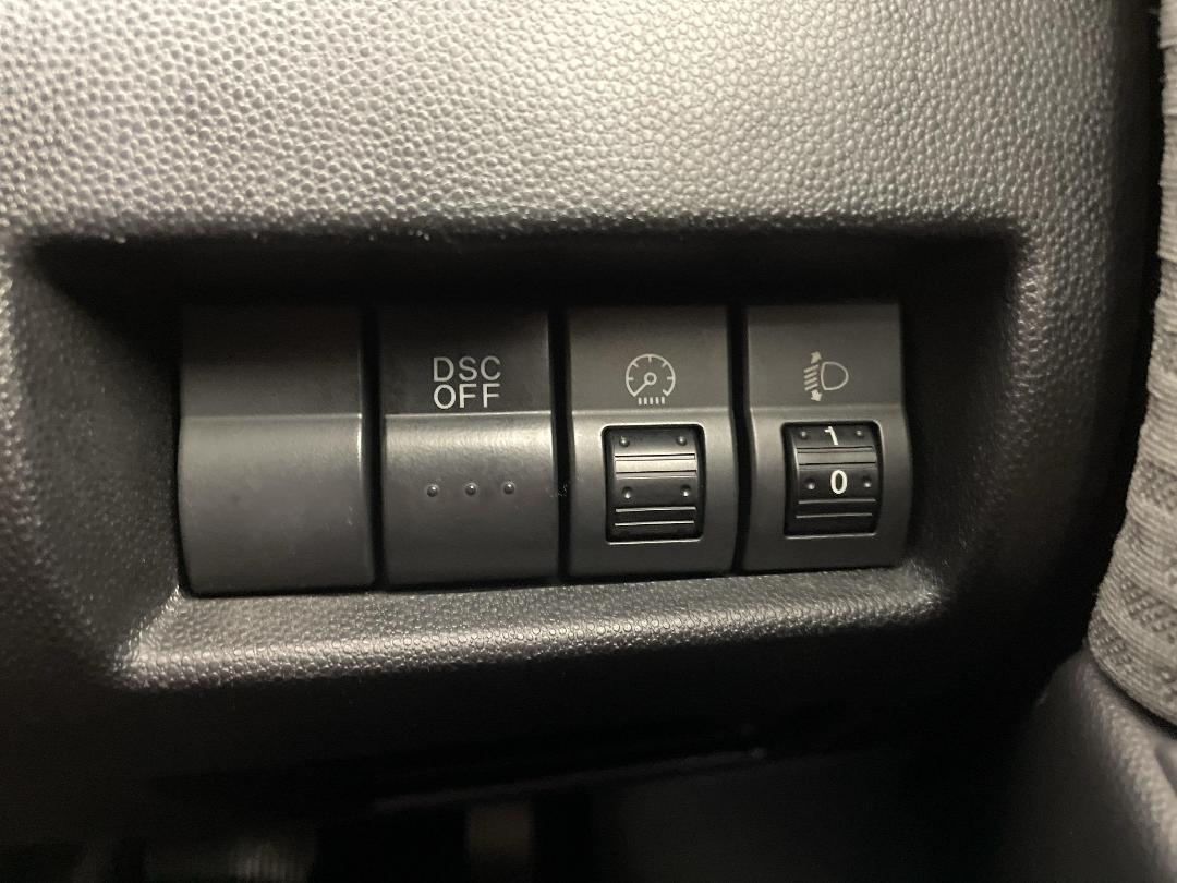 Photo '24' of Mazda Axela Photo '24' of Mazda Axela