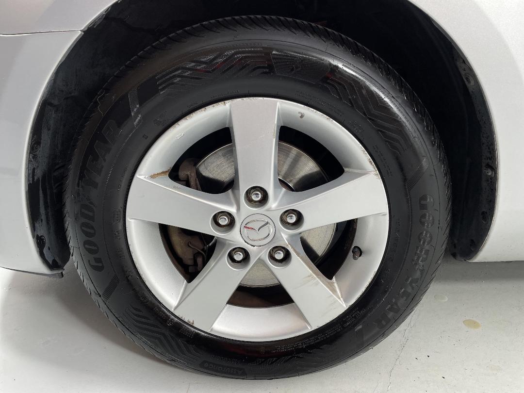 Photo '10' of Mazda Axela Photo '10' of Mazda Axela