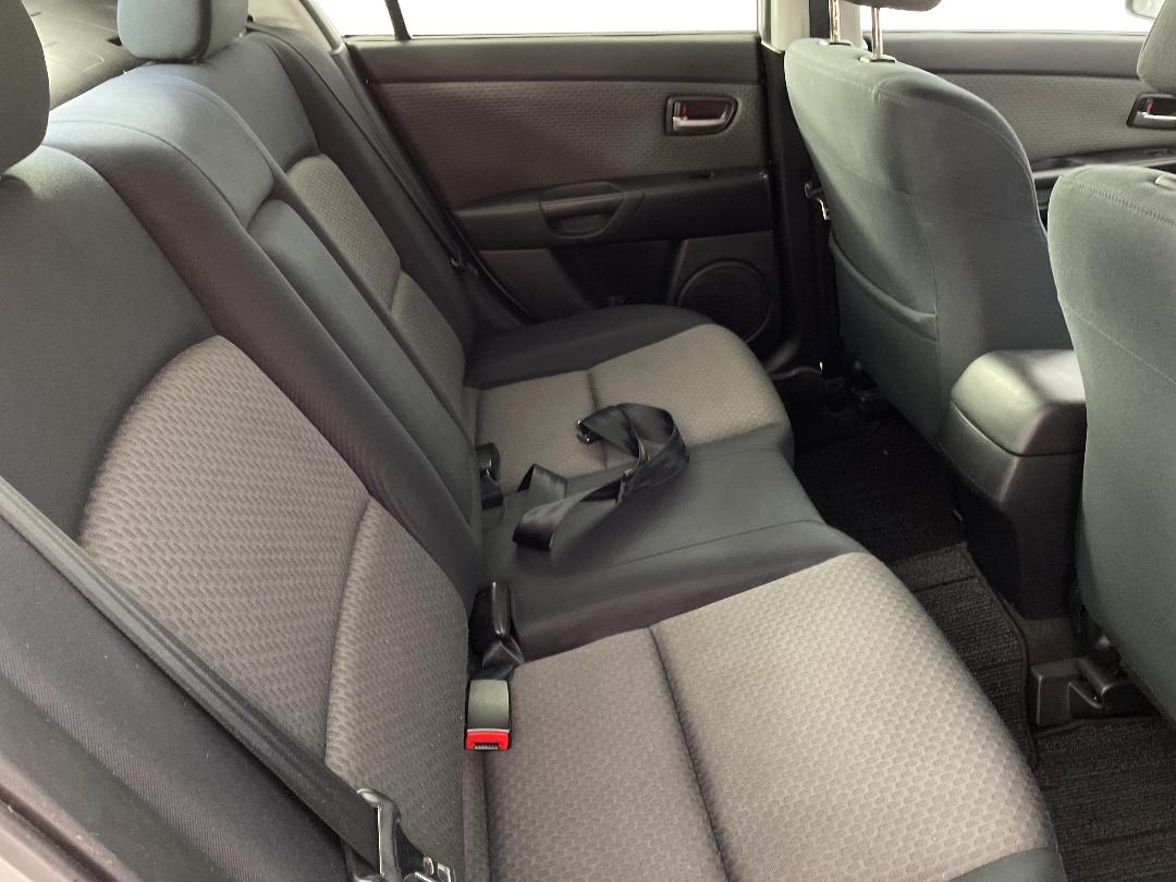 Photo '20' of Mazda Axela Photo '20' of Mazda Axela