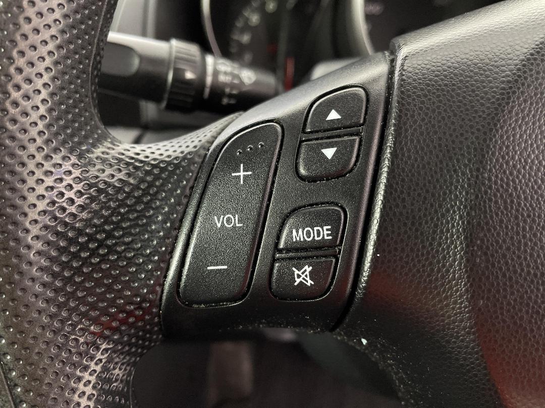 Photo '23' of Mazda Axela Photo '23' of Mazda Axela